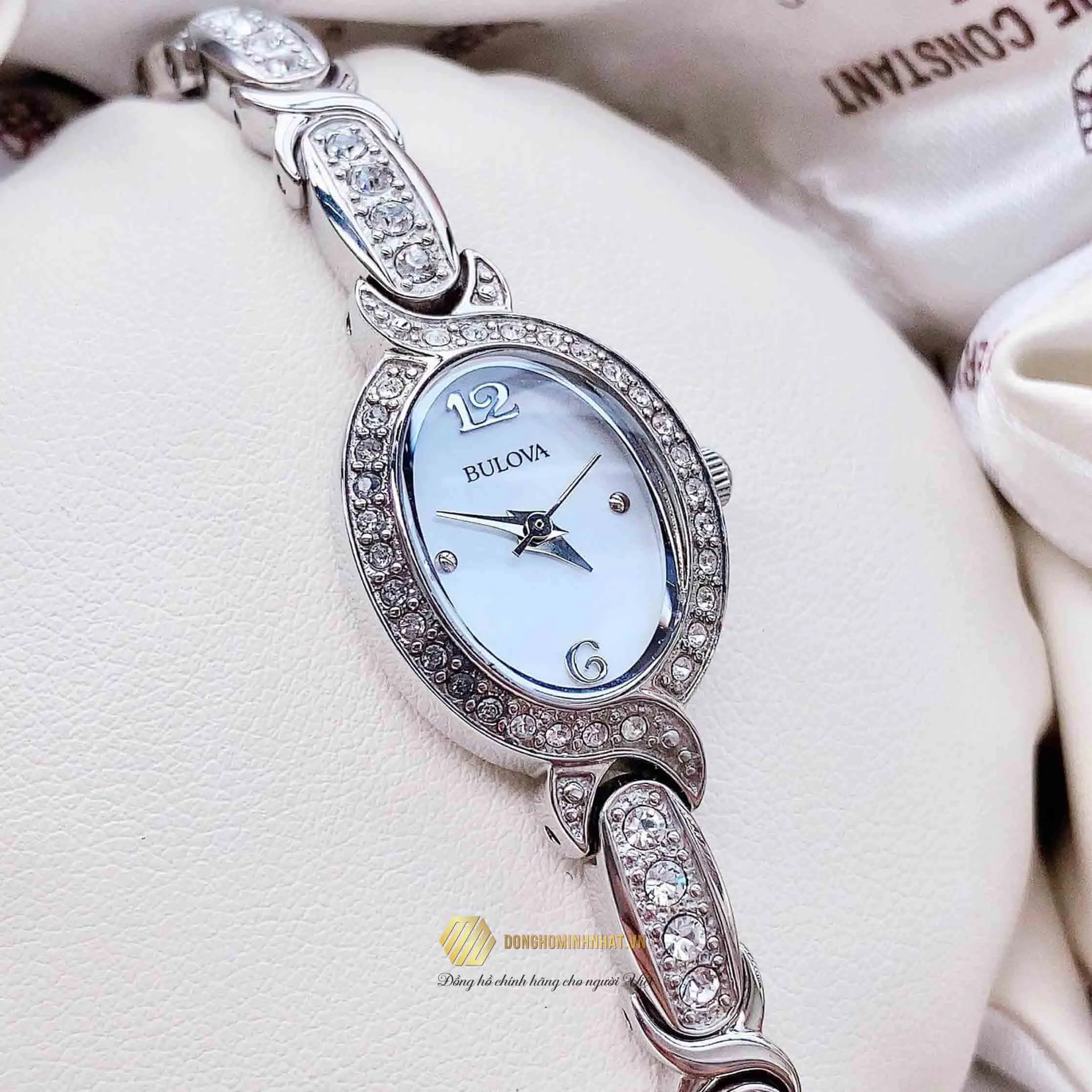 NG H BULOVA 96L199 SWAROVSKI LADIES WATCH 17MM D Y KIM LO I